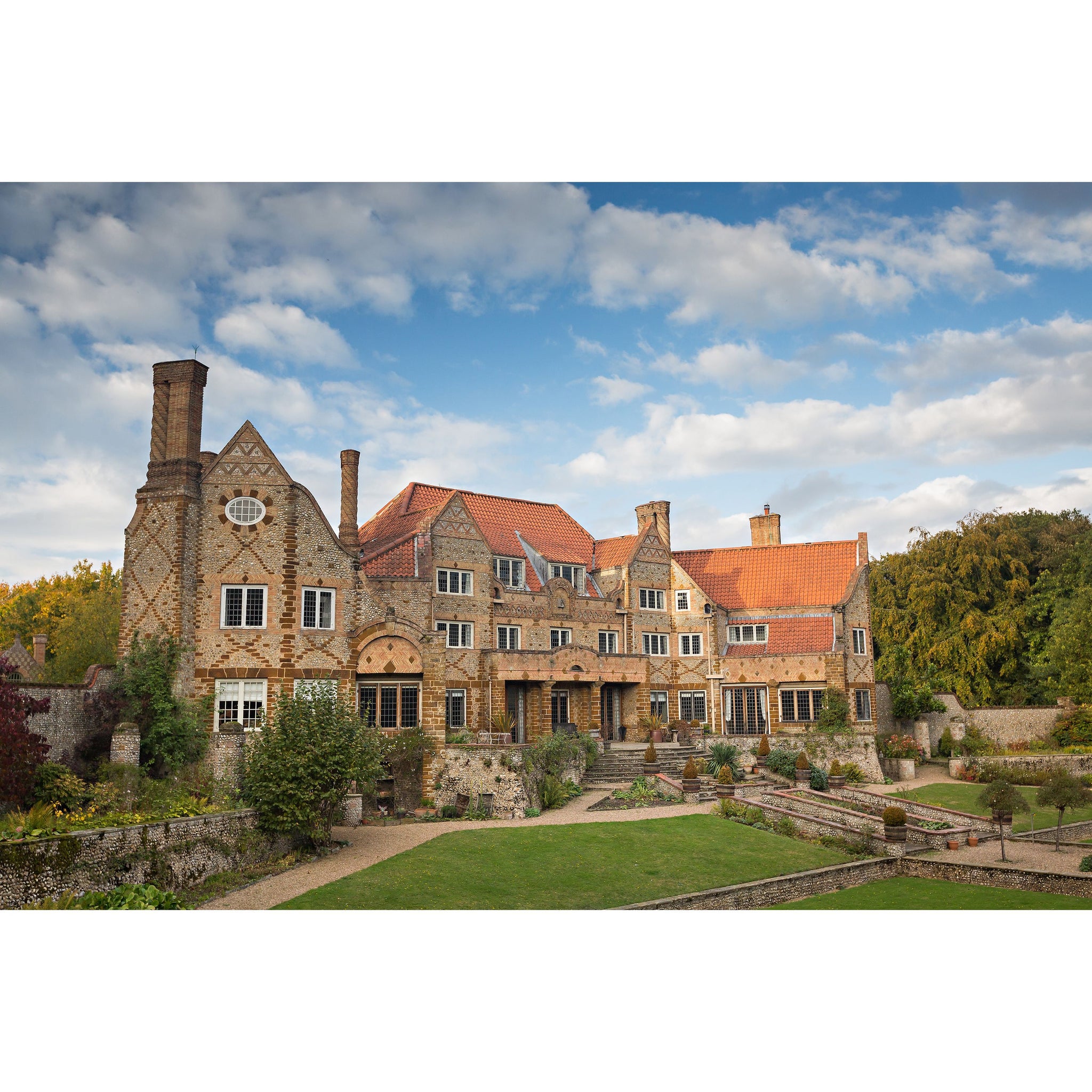 Sorala Retreat & Workshop